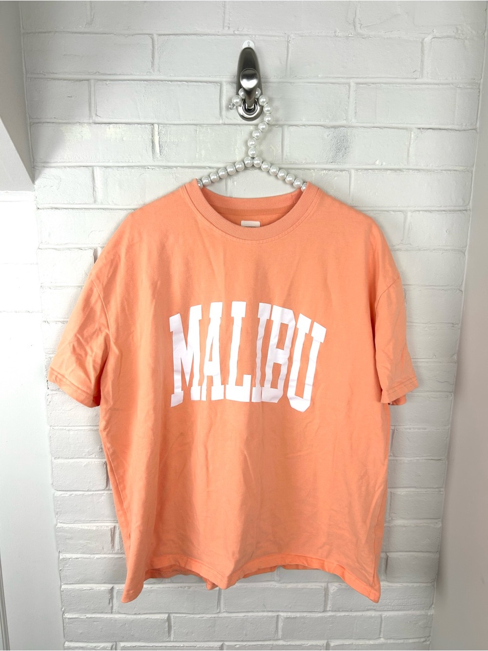 Sunkissed Coconut Orange Malibu Graphic Tee Size L